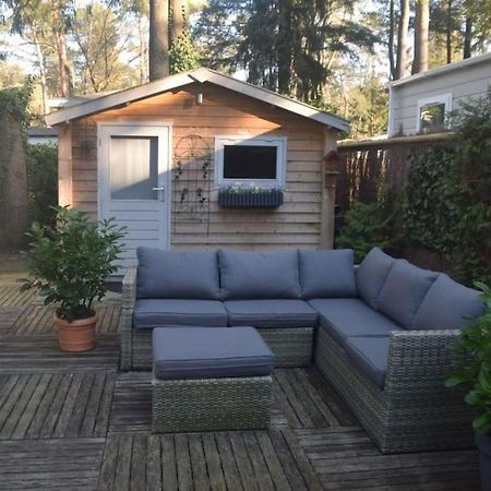 Te Huur: Leuke 4-Persoons Stacaravan Op Top Locatie! 헨덜루 외부 사진